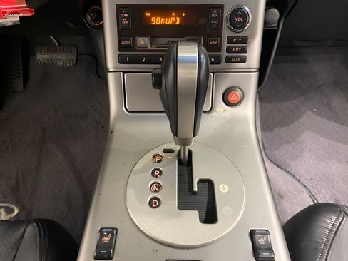 Used 2004 INFINITI G35 Coupe w/ Premium Pkg RWD image 16
