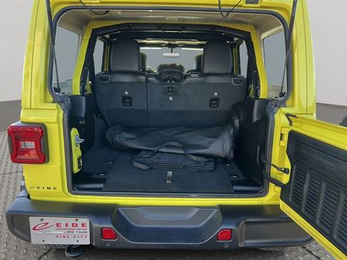 Used 2022 Jeep Wrangler Unlimited Sahara w/ LED Lighting Group image 24