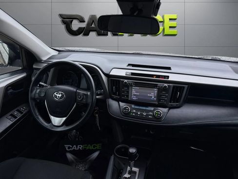 Used 2018 Toyota RAV4 XLE AWD/4WD image 38