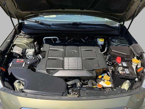 Used 2017 Subaru Outback 3.6R Limited AWD/4WD image 22