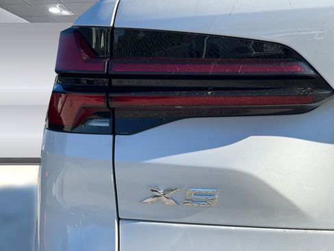 New 2026 BMW X5 xDrive50e AWD/4WD image 12
