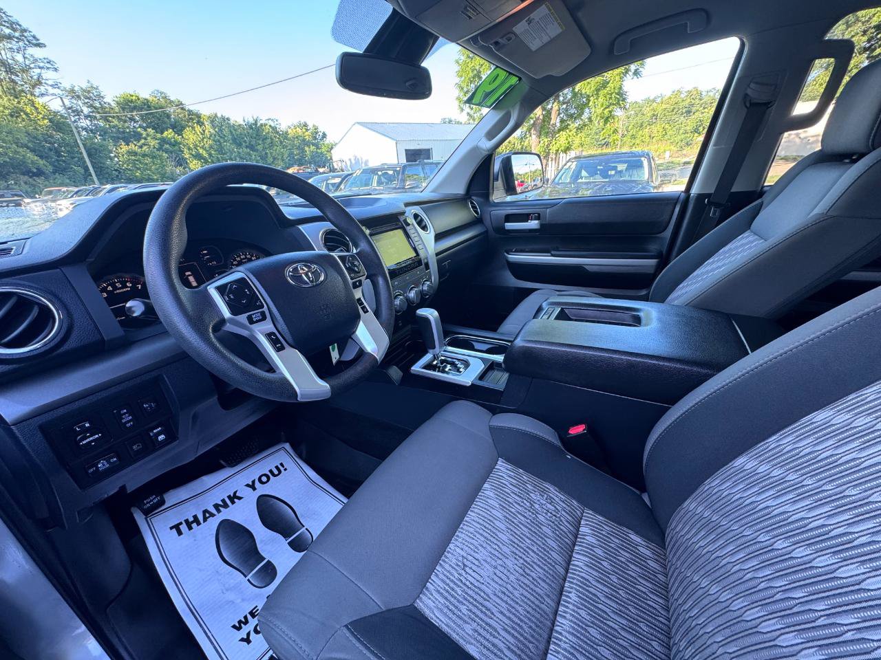 Used 2019 Toyota Tundra SR5 w/ SR5 Upgrade Package AWD/4WD image 16