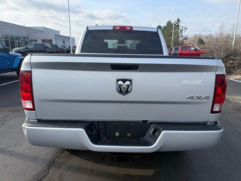 Used 2017 RAM 1500 Express image 4
