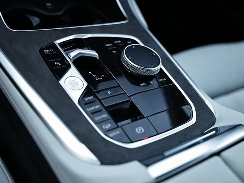 New 2026 BMW X5 xDrive40i w/ Climate Comfort Package image 39