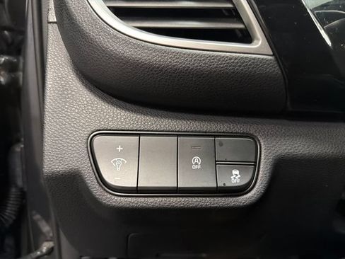 Certified 2025 Kia Seltos S AWD/4WD image 28