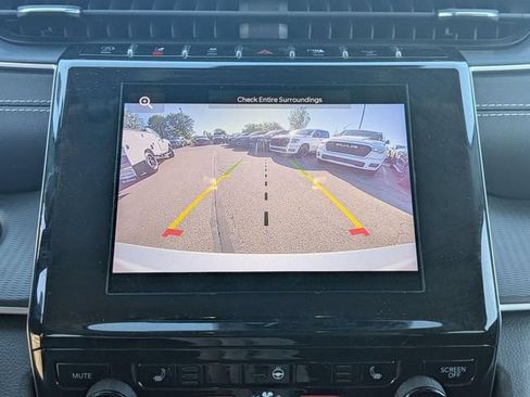 Used 2023 Jeep Grand Cherokee L Laredo w/ Luxury Tech Group I AWD/4WD image 25