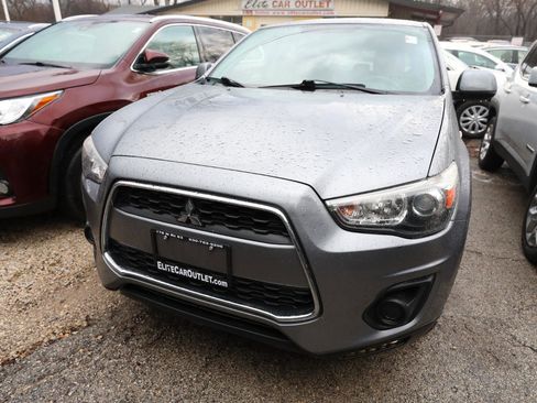 Used 2014 Mitsubishi Outlander Sport ES image 3