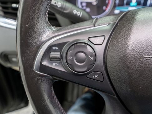 Used 2019 Buick Enclave Essence image 25