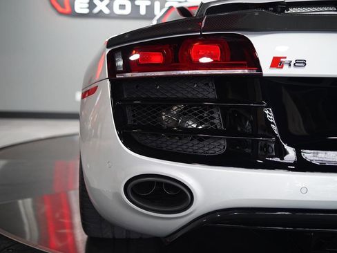 Used 2009 Audi R8 V10 AWD/4WD image 29