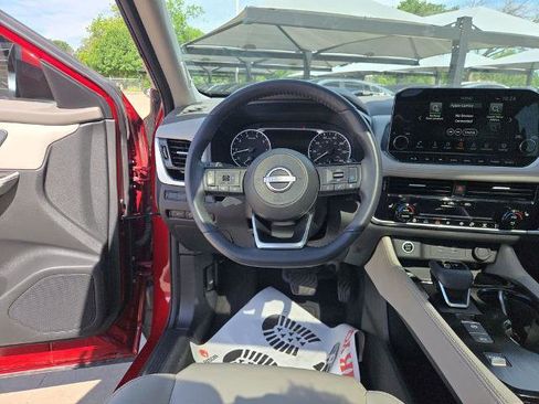Certified 2023 Nissan Rogue SL w/ SL Premium Package FWD image 22