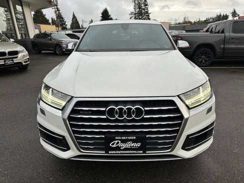 Used 2018 Audi Q7 3.0T Premium Plus w/ Premium Plus Package image 11