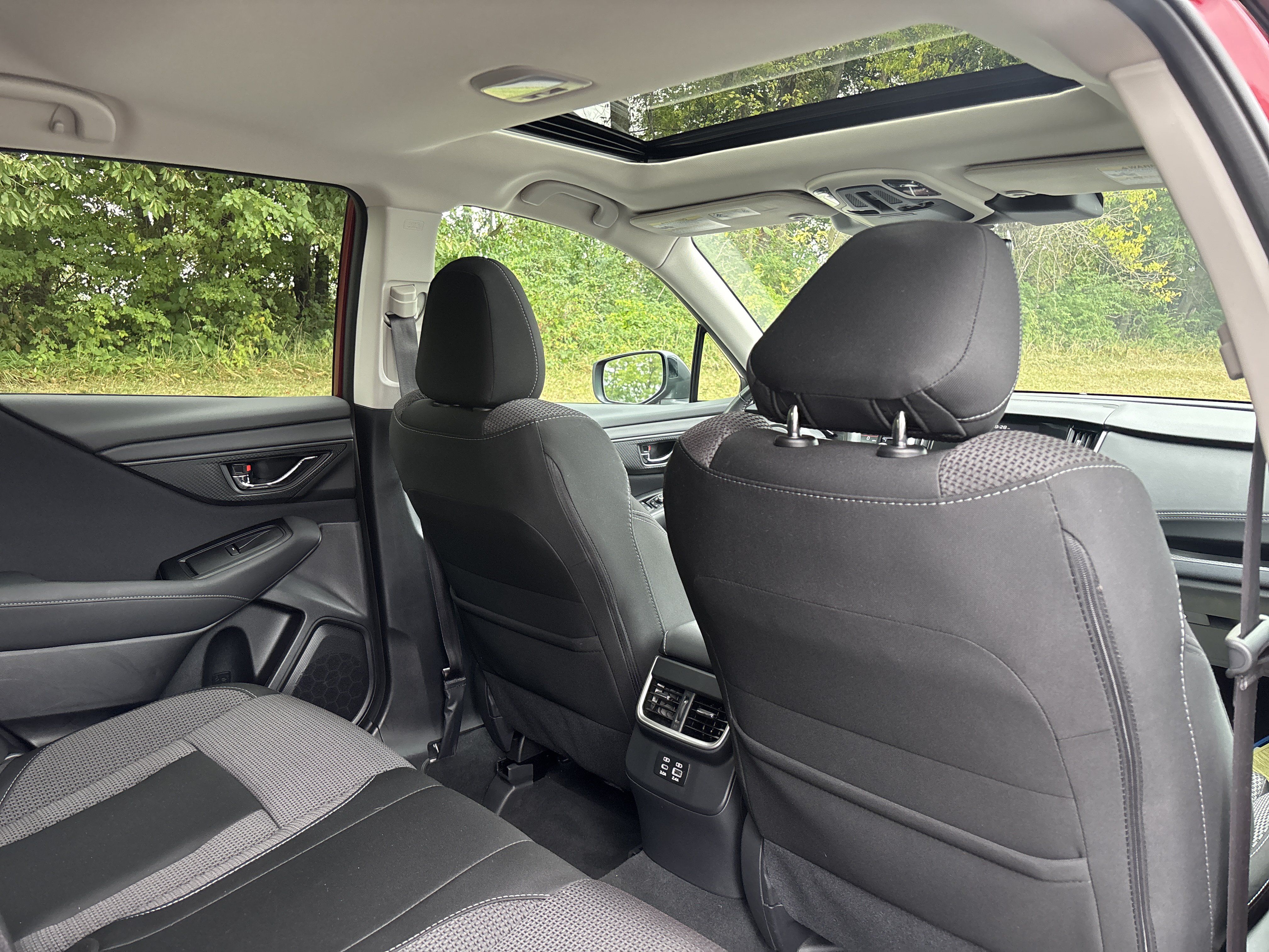 Certified 2024 Subaru Outback Premium AWD/4WD image 13