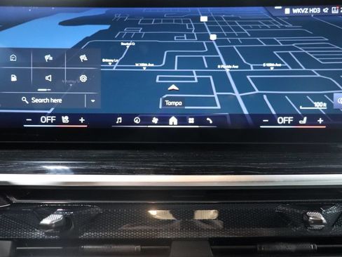 Used 2026 BMW X6 xDrive40i AWD/4WD image 27