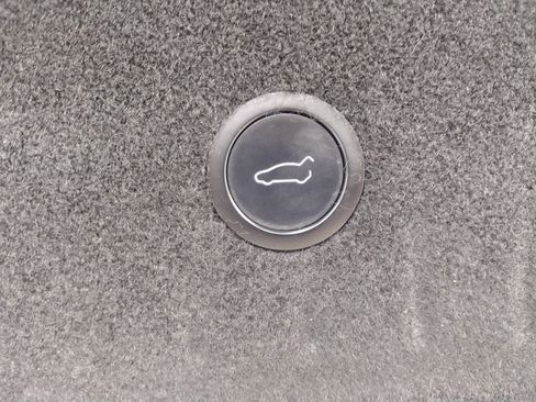Used 2022 Tesla Model S Plaid AWD/4WD image 19