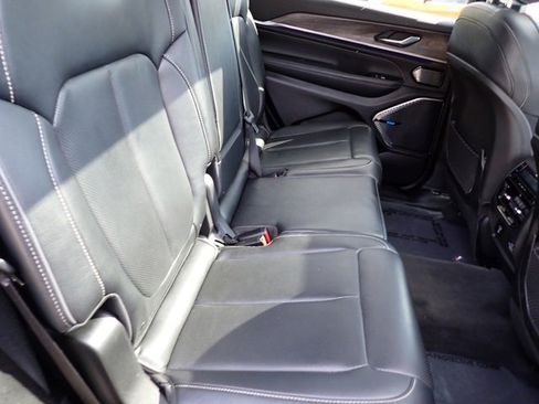 Certified 2022 Jeep Grand Cherokee L Overland image 14