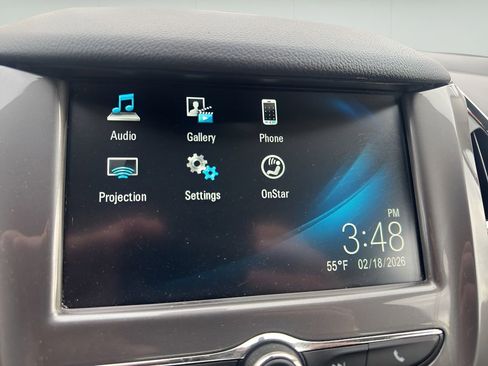 Used 2017 Chevrolet Cruze LT image 20