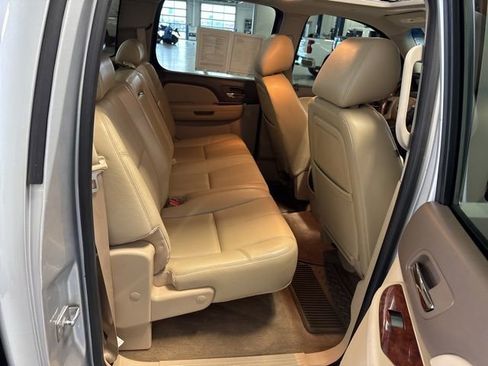 Used 2012 GMC Sierra 1500 SLT w/ SLT Convenience Package AWD/4WD image 17