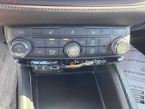 New 2026 Dodge Durango GT w/ Blacktop Package RWD image 20