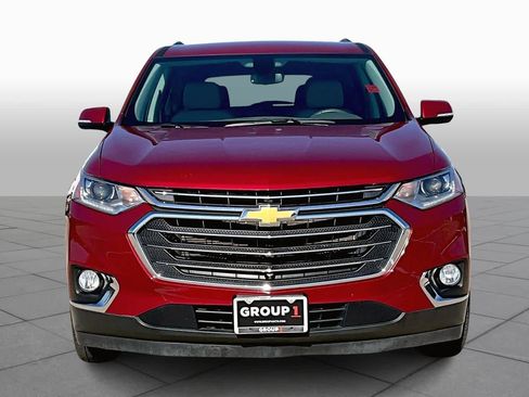 Used 2020 Chevrolet Traverse LT w/ LT Premium Package image 3
