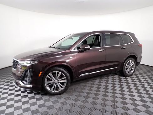 Used 2020 Cadillac XT6 Premium Luxury FWD image 11