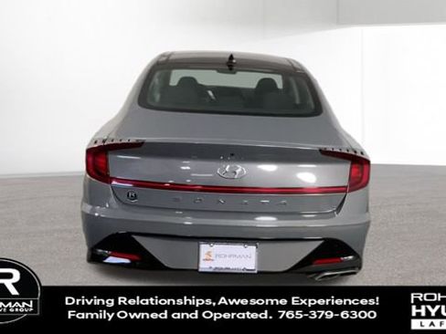 Used 2022 Hyundai Sonata SEL w/ Convenience Package image 9