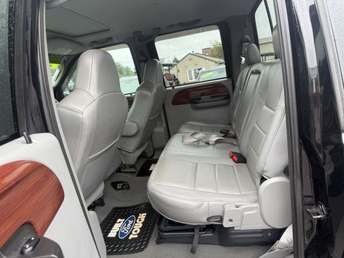 Used 2006 Ford F350 Lariat AWD/4WD image 31