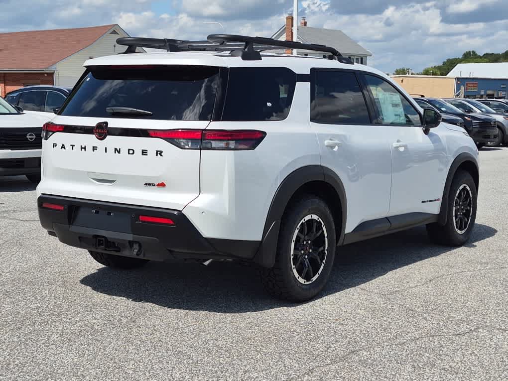 New 2026 Nissan Pathfinder Rock Creek AWD/4WD image 3