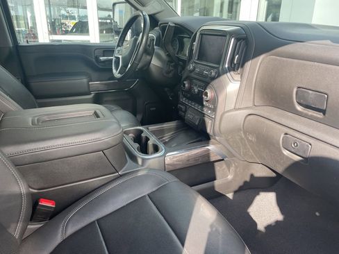 Used 2021 Chevrolet Silverado 2500 LTZ w/ LTZ Premium Package image 46