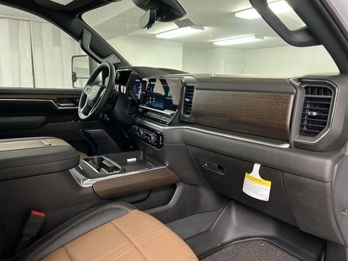 New 2025 Chevrolet Silverado 2500 High Country w/ Technology Package AWD/4WD image 30