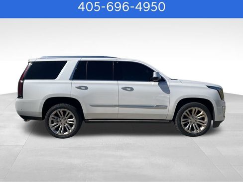 Used 2020 Cadillac Escalade Premium Luxury w/ LPO, Radiant Package image 7
