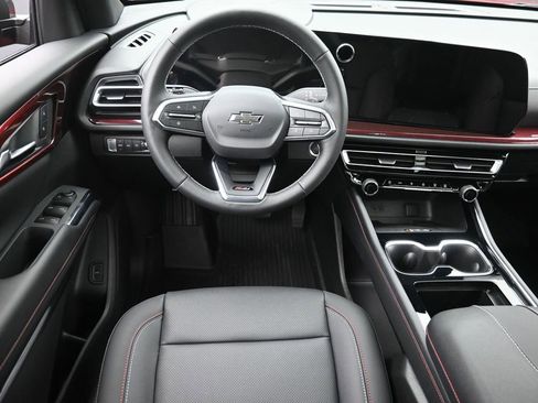 New 2026 Chevrolet Traverse Z71 w/ Driver Confidence Package image 13