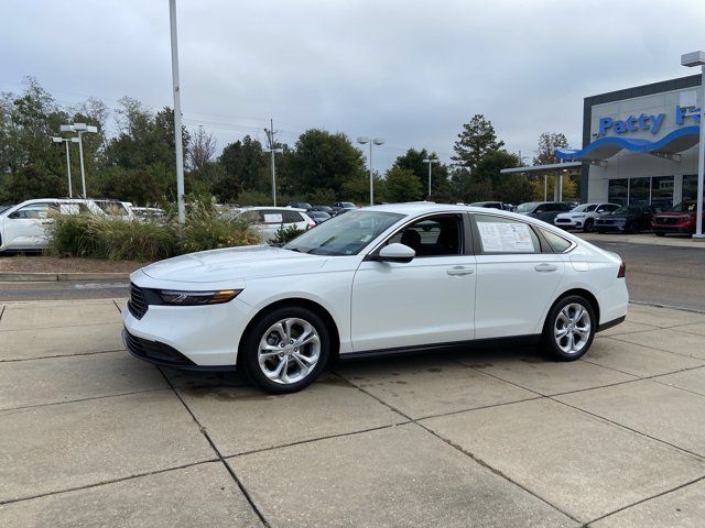 Used 2023 Honda Accord LX image 6