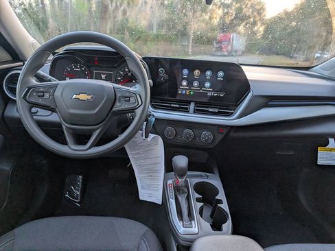 New 2026 Chevrolet Trax LS w/ LS Convenience Package image 13