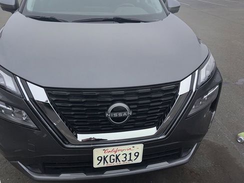 Certified 2023 Nissan Rogue SL w/ SL Premium Package image 4