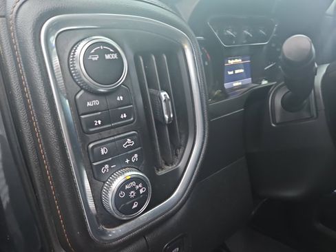 Used 2021 GMC Sierra 1500 AT4 w/ AT4 Value Package image 12