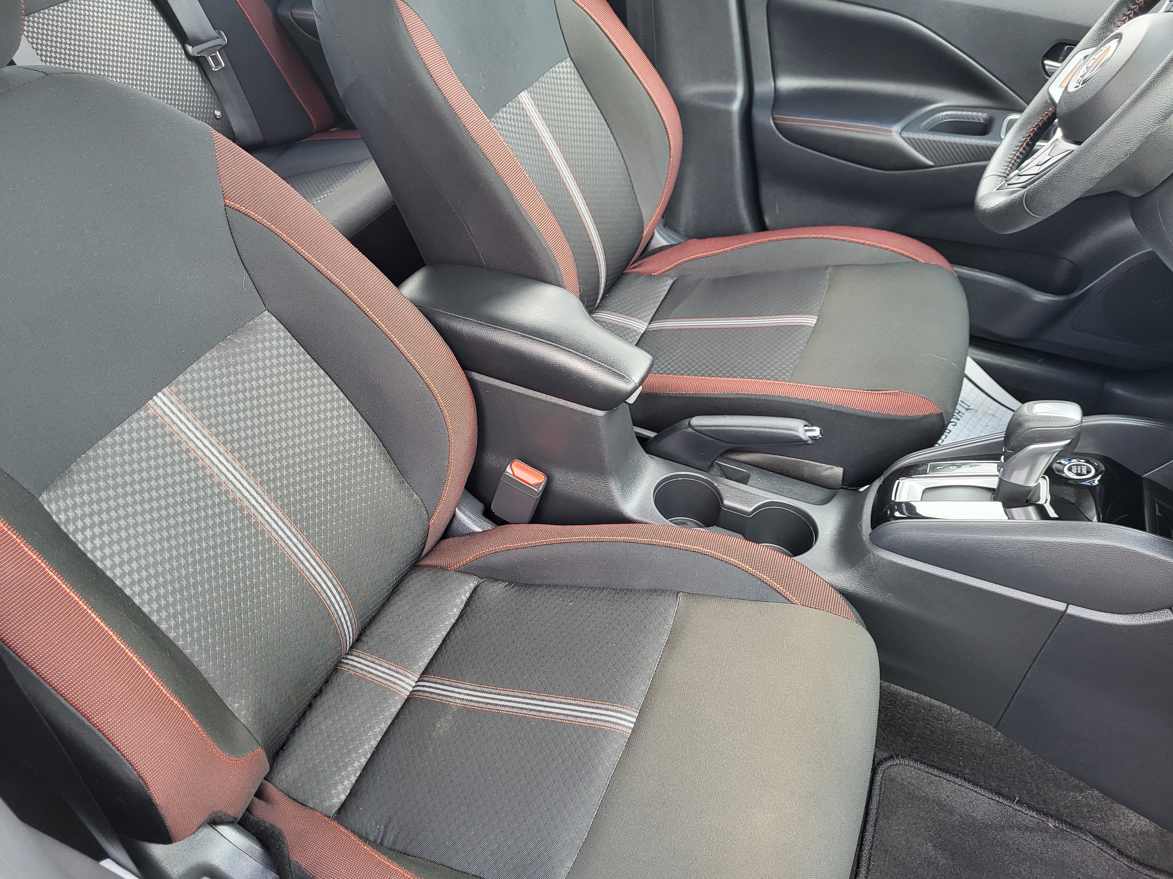 Certified 2025 Nissan Versa SR w/ Trunk Package FWD image 11