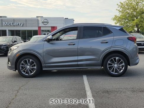 Used 2021 Buick Encore GX Select w/ Advanced Technology Package FWD image 2