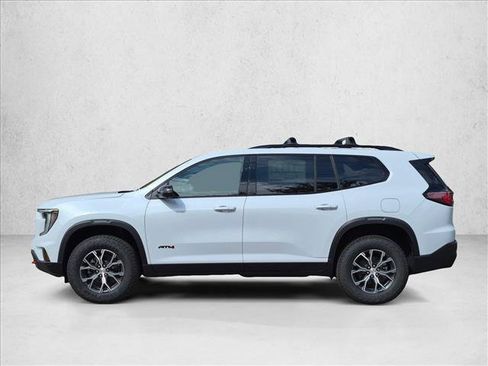 New 2026 GMC Acadia AT4 w/ Luxury Package AWD/4WD image 9