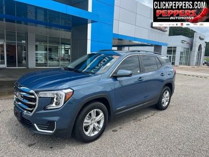 Used 2024 GMC Terrain SLE w/ Driver Convenience Package