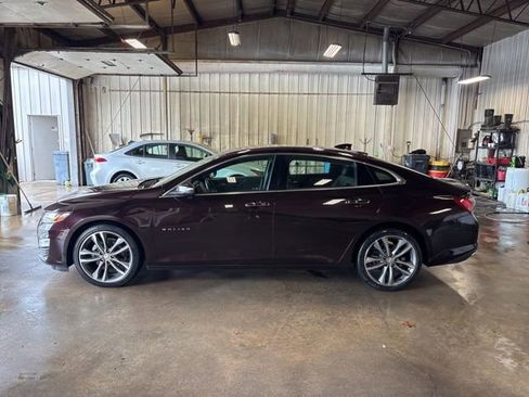 Used 2020 Chevrolet Malibu Premier FWD image 4
