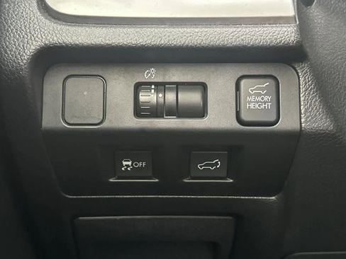 Used 2015 Subaru Forester 2.5i Limited w/ Popular Package #2 AWD/4WD image 30