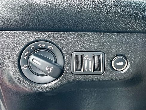 Used 2021 Dodge Challenger GT image 10