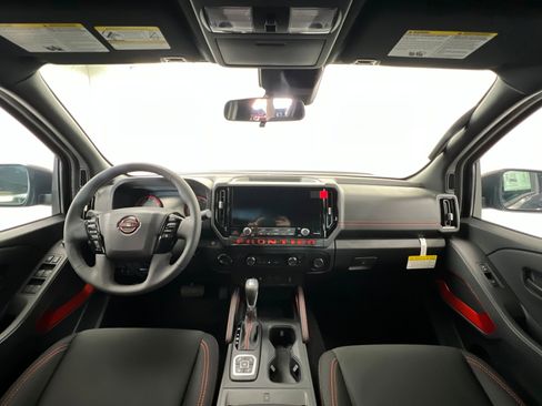 New 2026 Nissan Frontier PRO-4X w/ Pro-4x Convenience Package AWD/4WD image 9