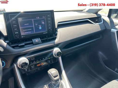 Certified 2021 Toyota RAV4 XLE w/ Convenience Package AWD/4WD image 17