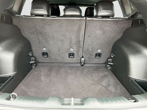 Used 2023 Jeep Compass Limited image 23