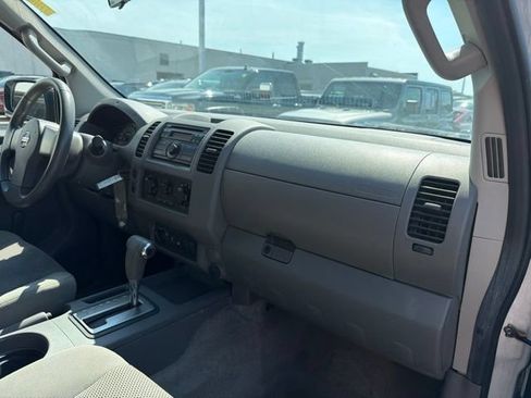 Used 2012 Nissan Frontier S AWD/4WD image 23