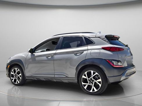 Used 2023 Hyundai Kona Limited image 7