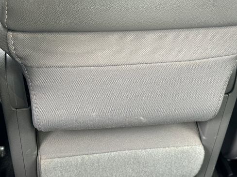 Used 2018 Chevrolet Silverado 1500 Custom w/ Custom Convenience Package image 39