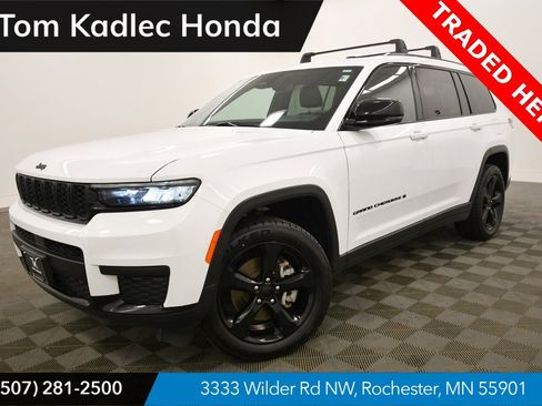 Used 2023 Jeep Grand Cherokee L Altitude image 1