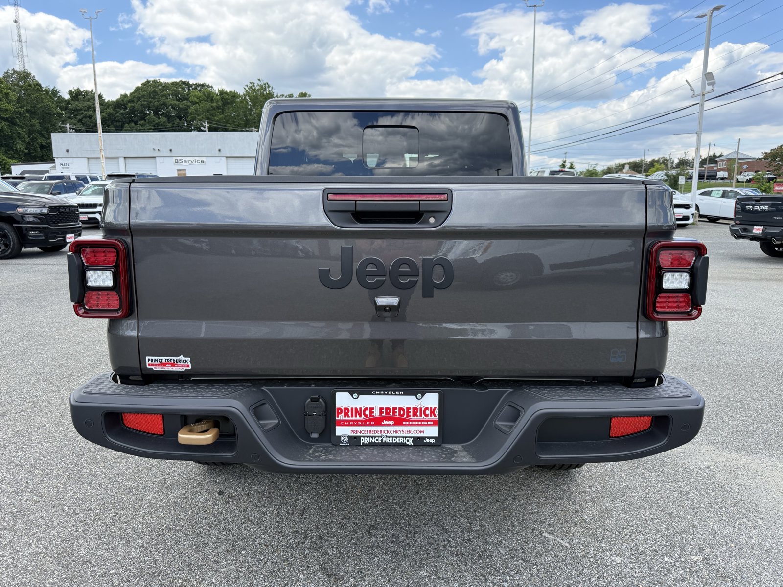 New 2026 Jeep Gladiator Sport AWD/4WD image 4